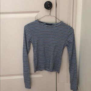 Brandy Melville long sleeved shirt